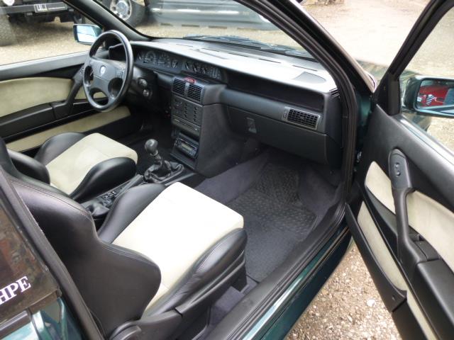 delta 836 6 hpe interior.jpg